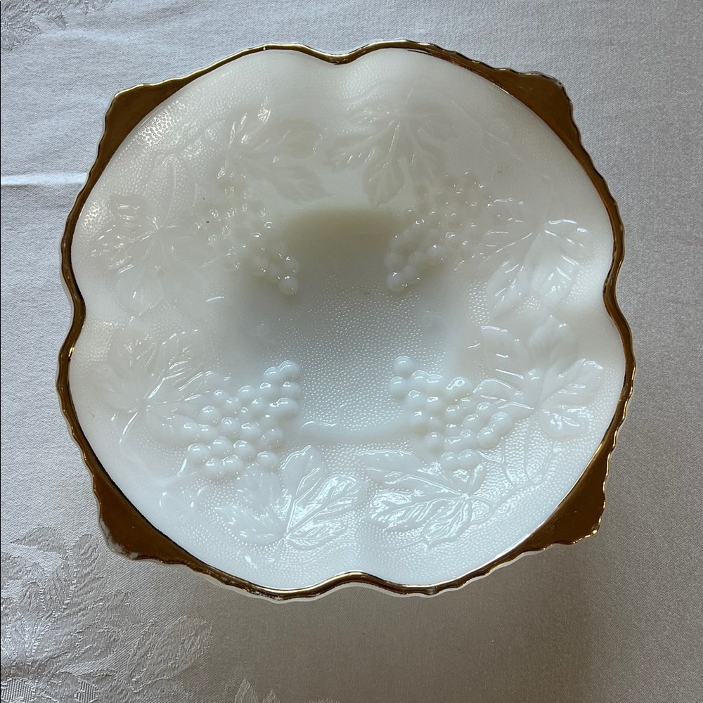 Vintage Anchor Hocking Milk Glass Pedestal Bowl with Grapes and Gold Trim